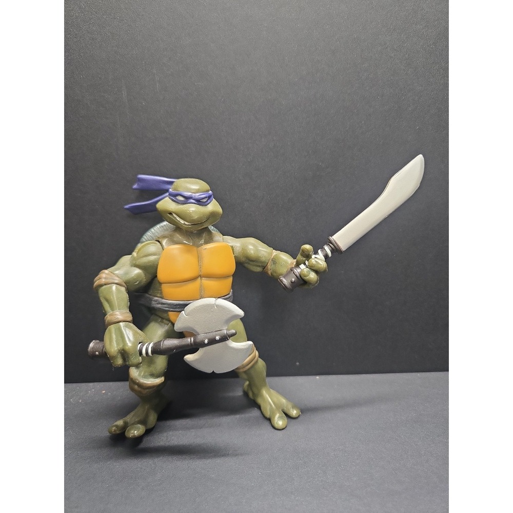 2002 Playmates Teenage Mutant Ninja Turtles Donatello Figure Purple Mask Weapons